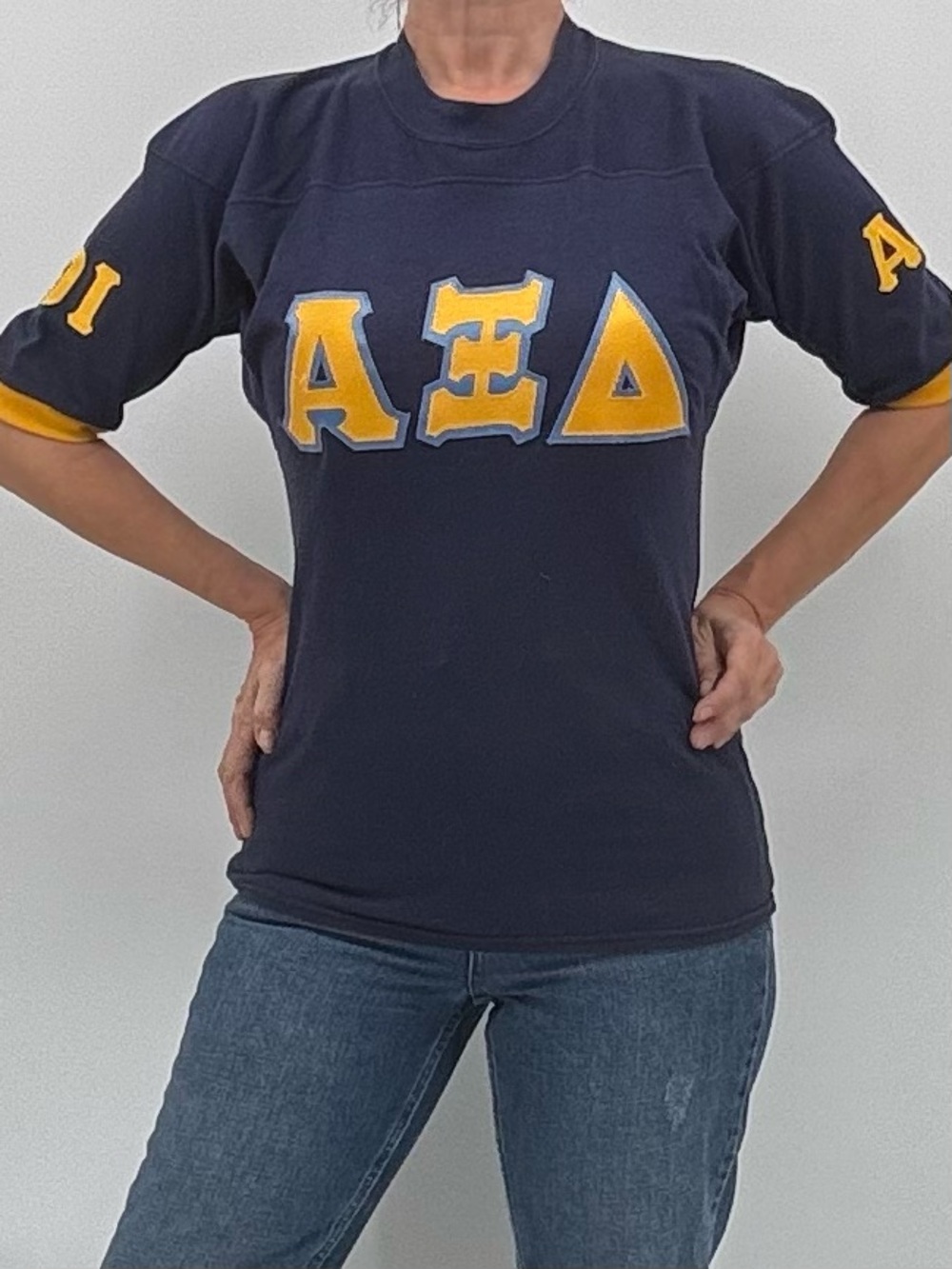 Vintage 90s Alpha Xi Delta Sorority Rush AXiD Fuzzie Quill Embroidered Tee Shirt